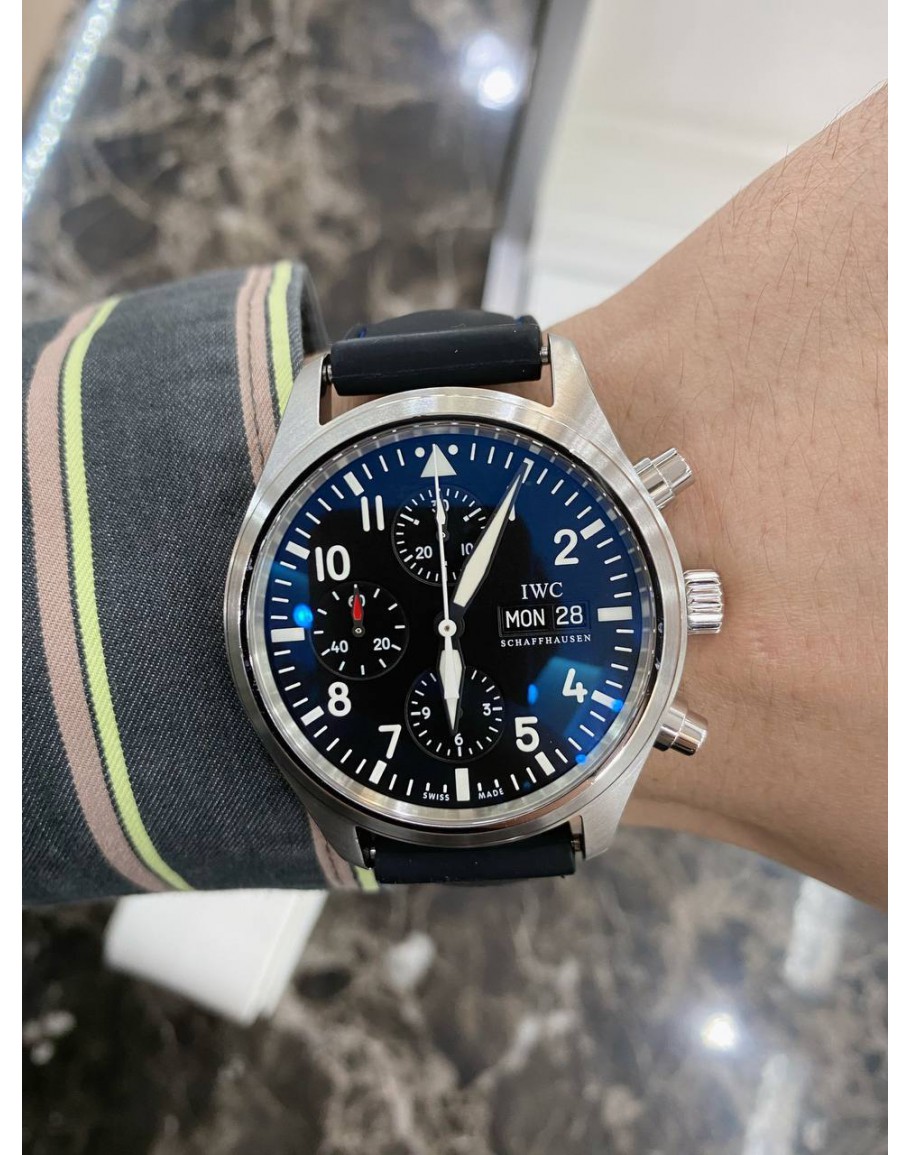 Iwc pilot hotsell chronograph 42mm